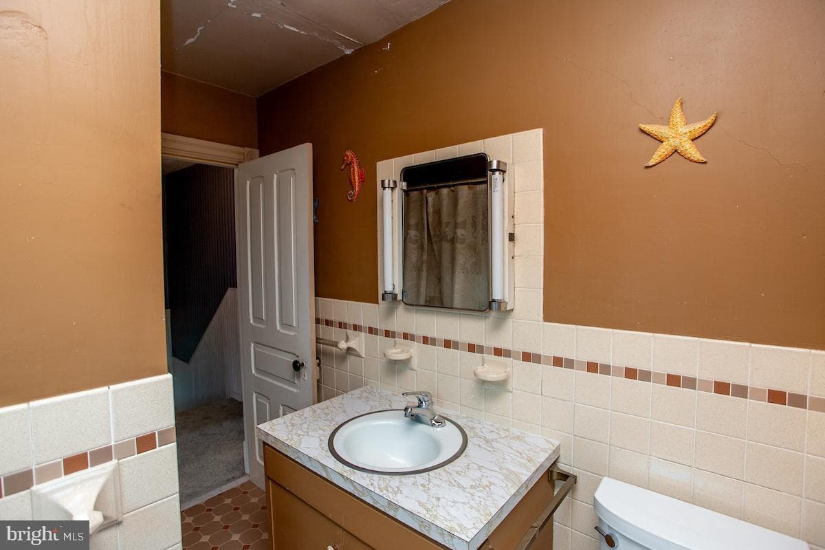 813 Juniper Street photo 43
