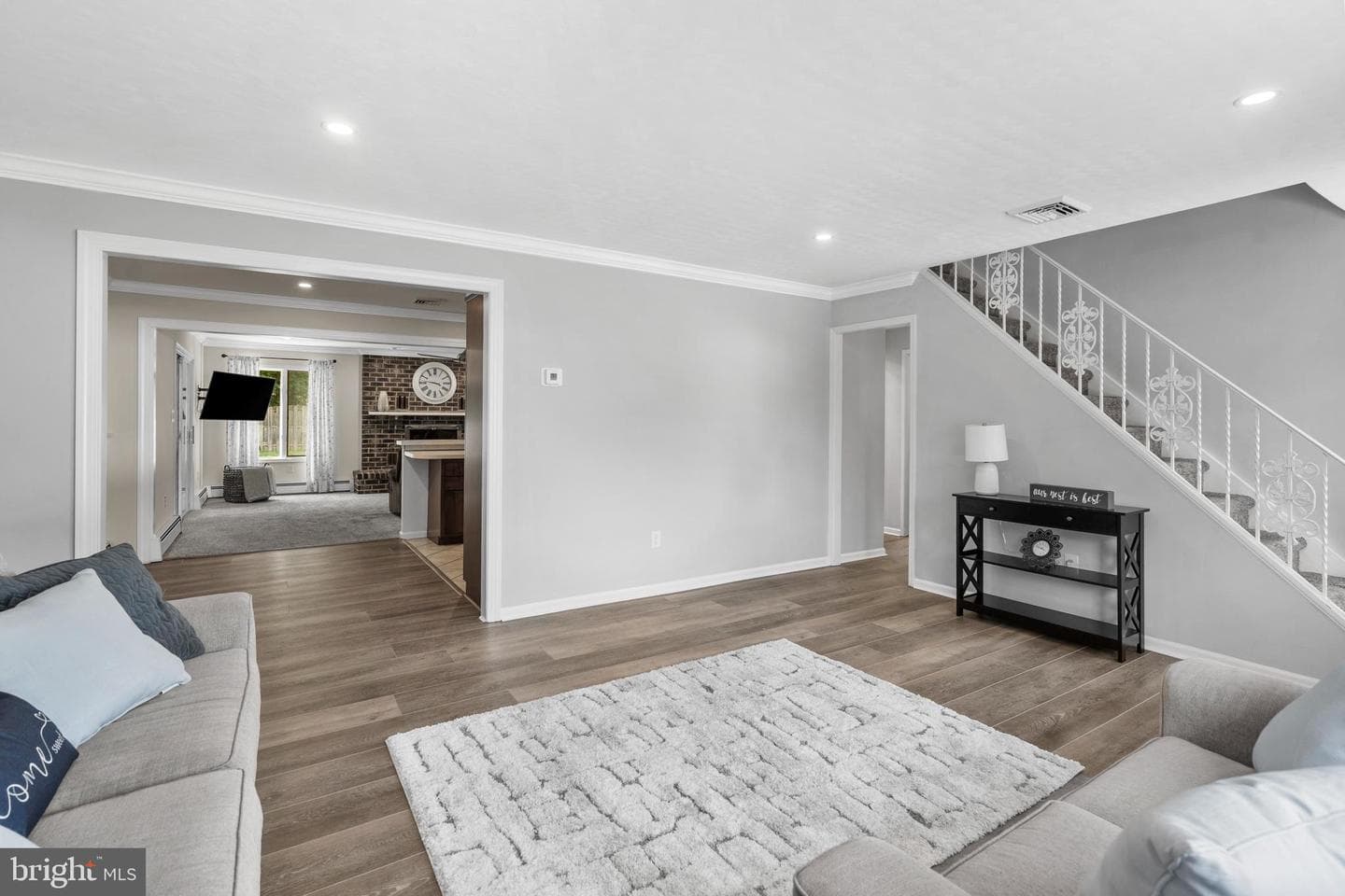119 Harvest Road photo 5
