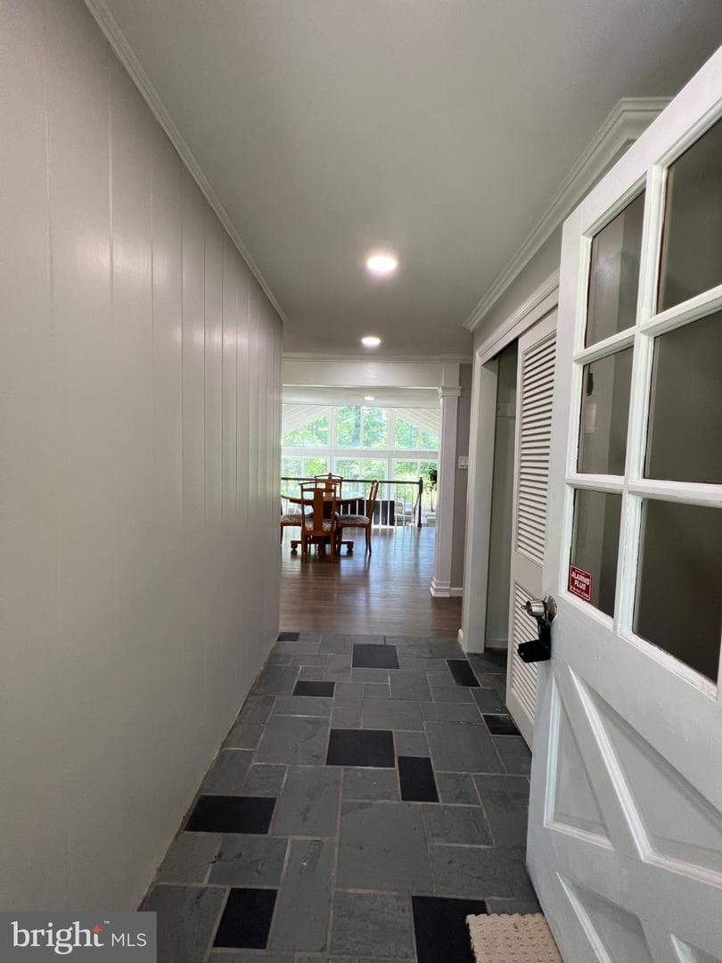 504 Swartley Rd photo 3
