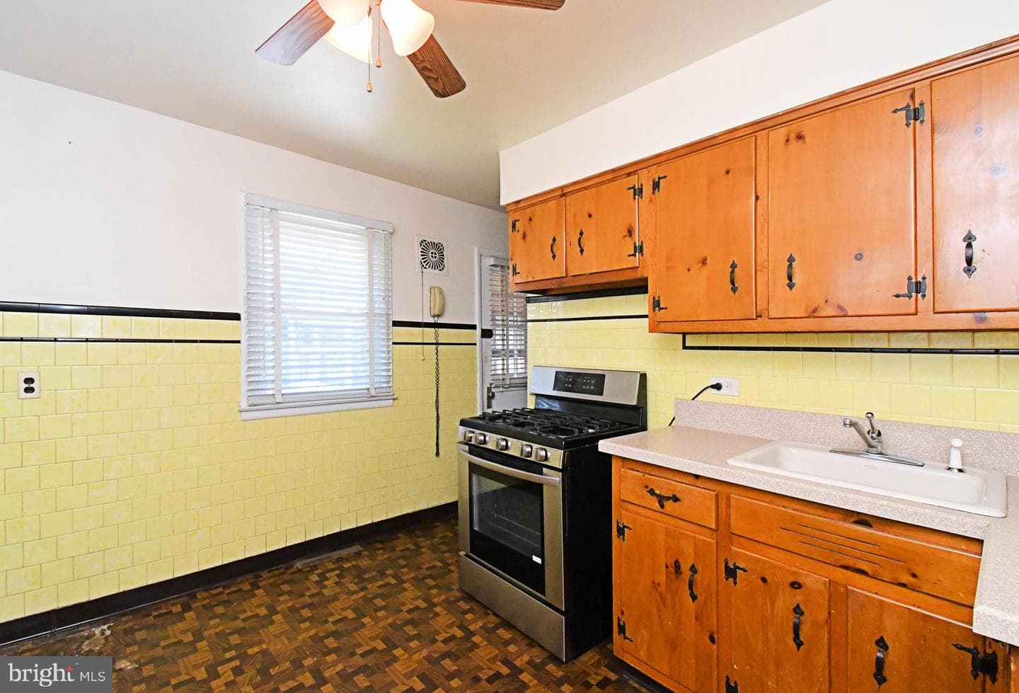 2903 Windsor Drive photo 9