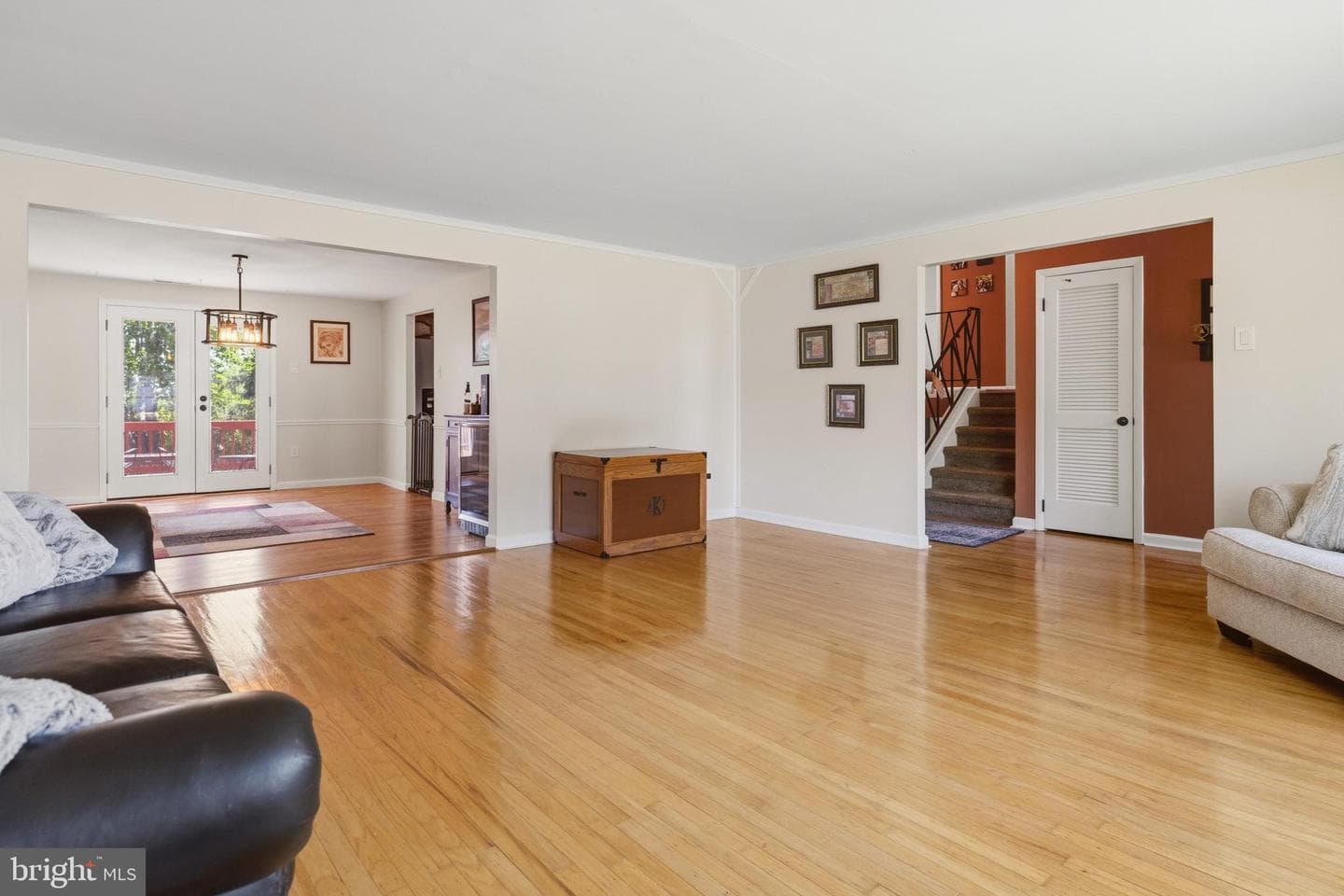 1519 Nevarc Road photo 7