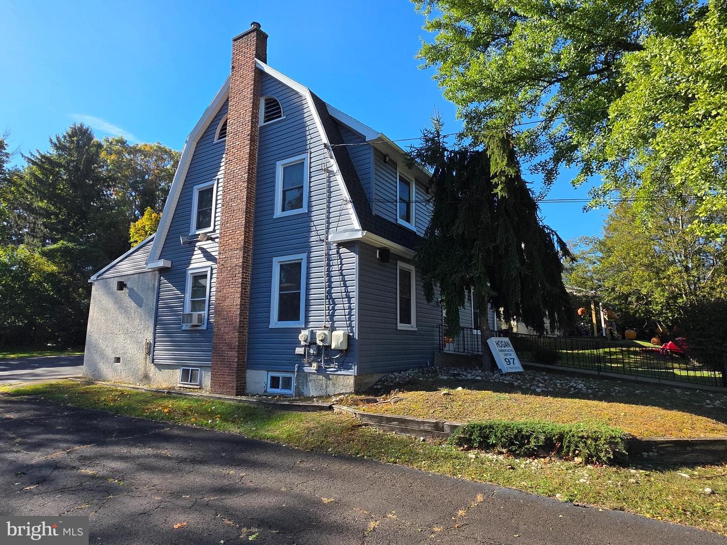 97 W Trenton Avenue photo 6