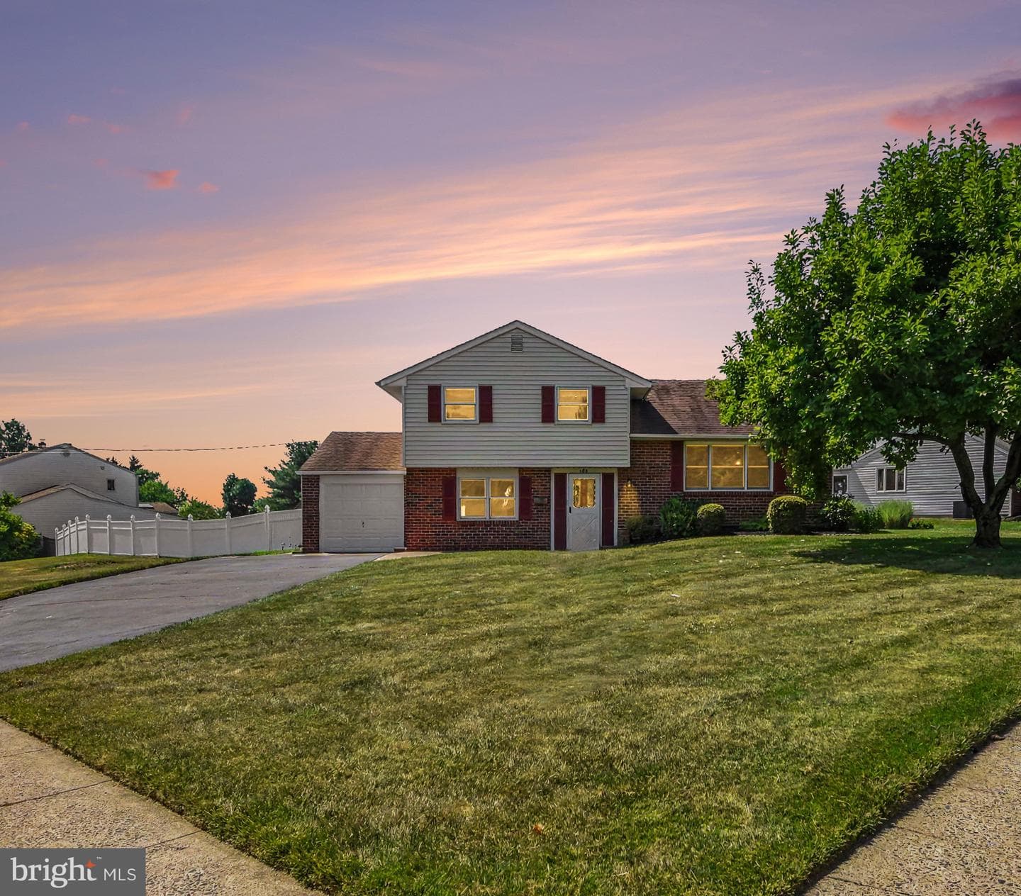 206 Waverly Road photo 13