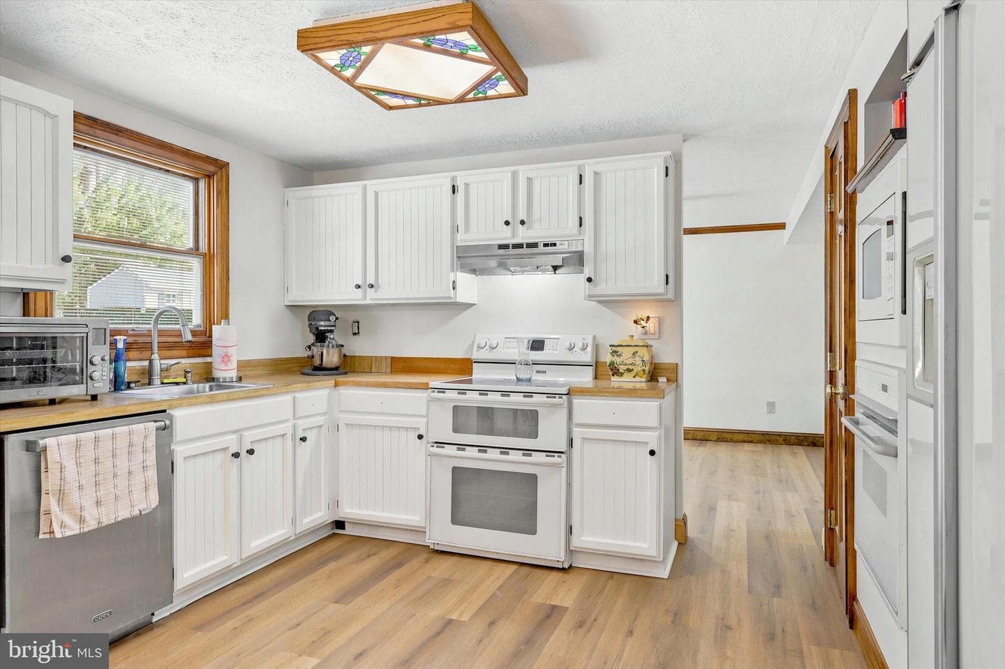 249 Cambridge Drive photo 13