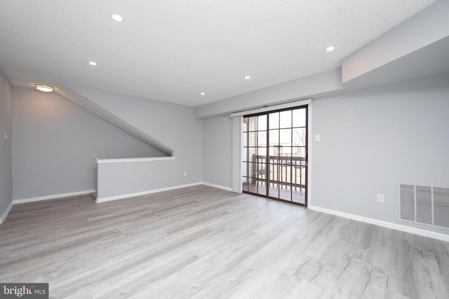 1408 Clark Court photo 3