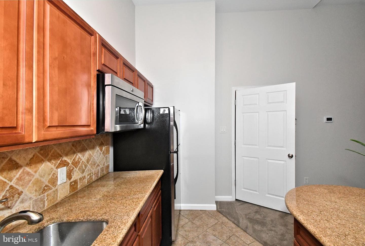 438 Quincy Avenue photo 47