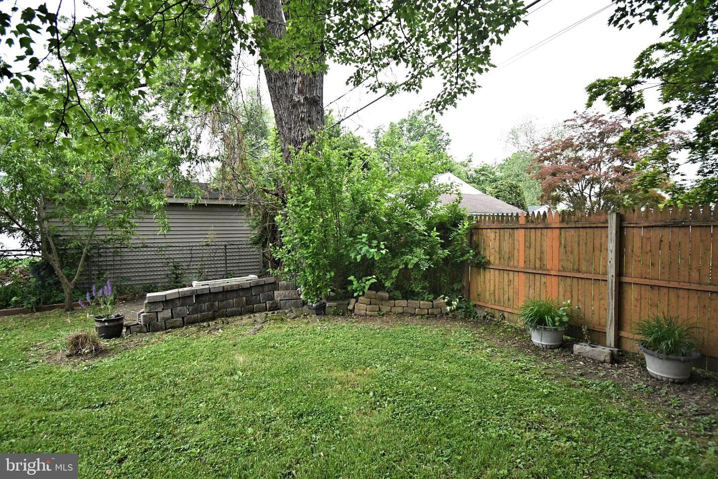 438 Quincy Avenue photo 68