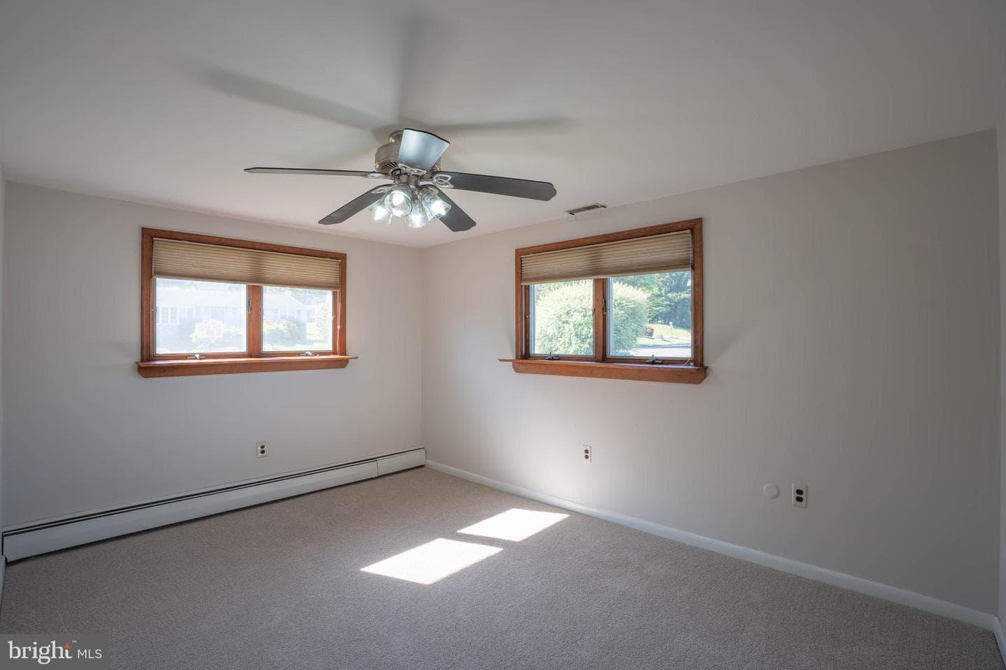 2022 Herrick Avenue photo 25