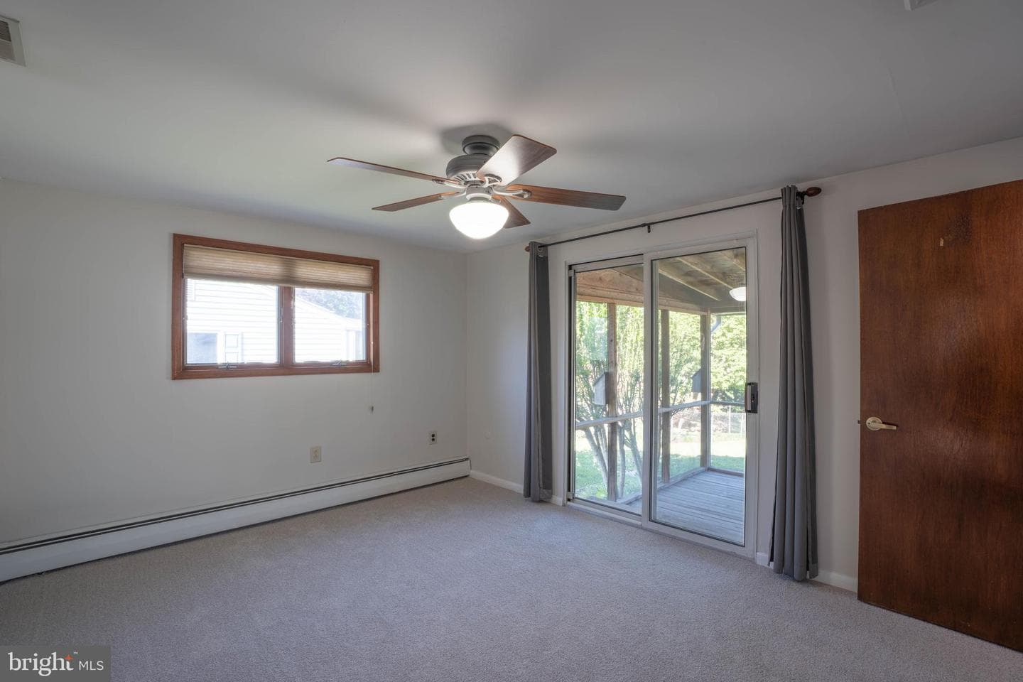 2022 Herrick Avenue photo 27