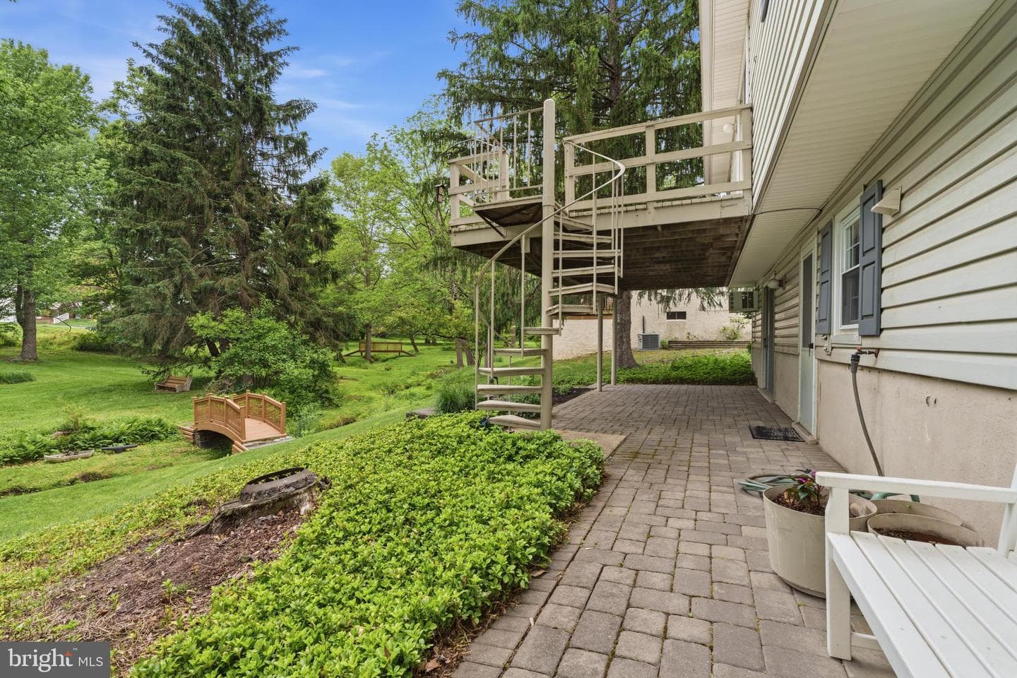 1198 Strathmann Drive photo 41