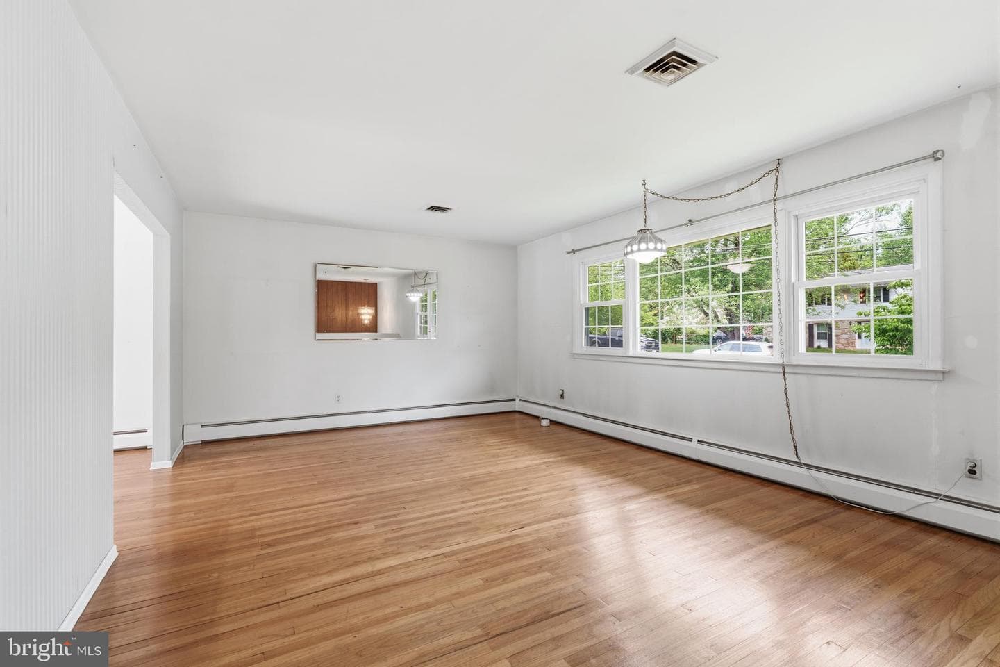 1198 Strathmann Drive photo 8