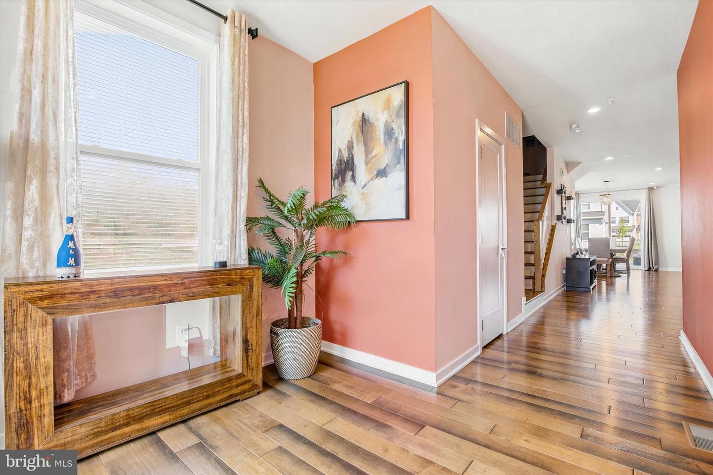 604 Mcnair Drive photo 3