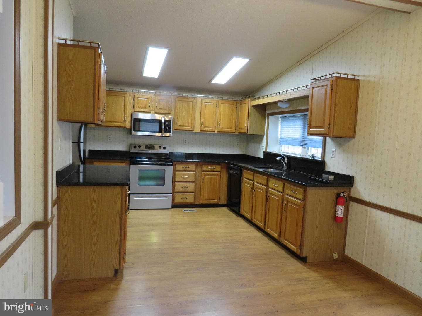 481 Goldenrod Crossing W photo 9