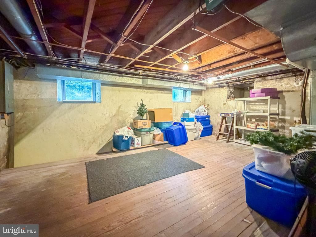 1220 Wilson Avenue photo 30