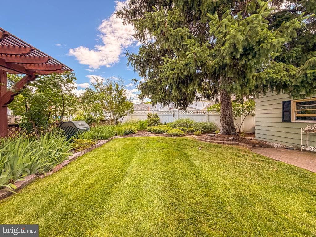 1220 Wilson Avenue photo 33