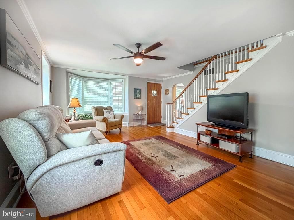 1220 Wilson Avenue photo 4