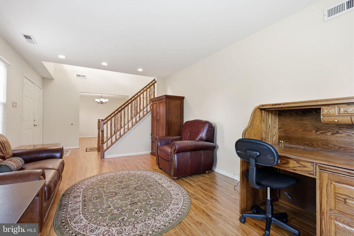 101 Sequoia Drive photo 11