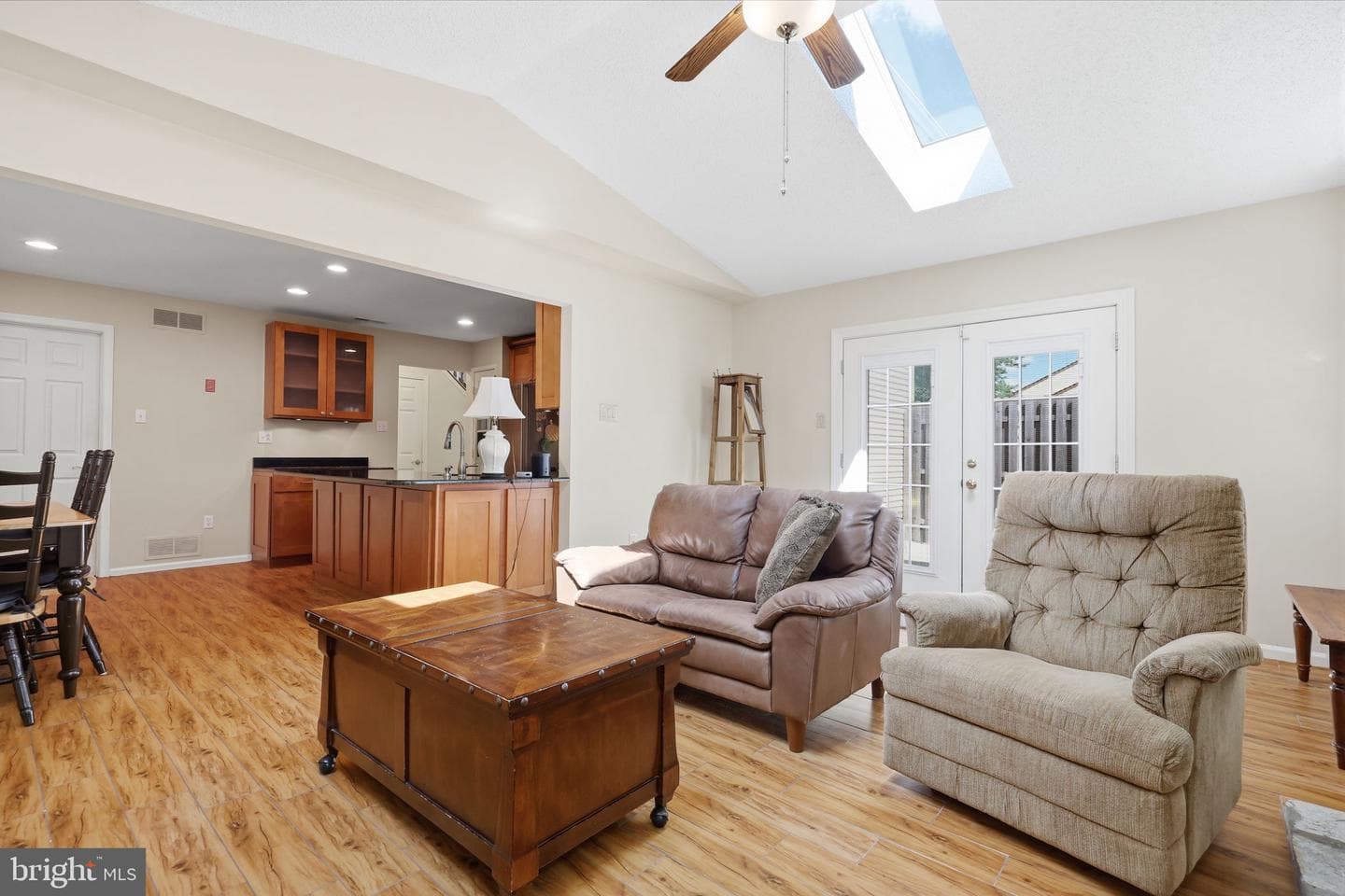 101 Sequoia Drive photo 8