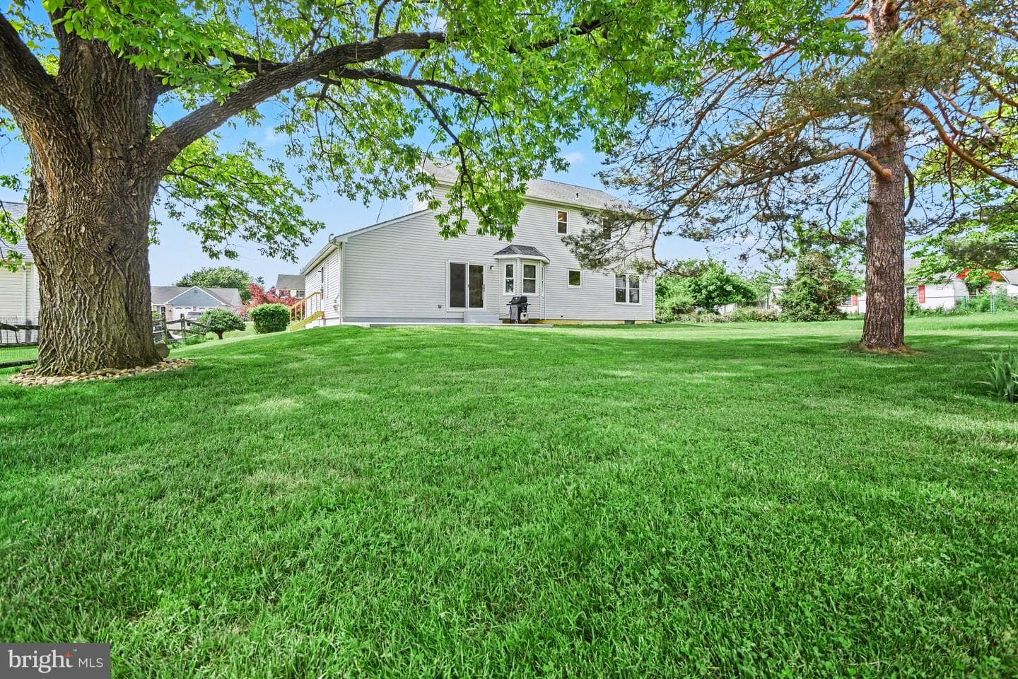 963 Dick Avenue photo 36