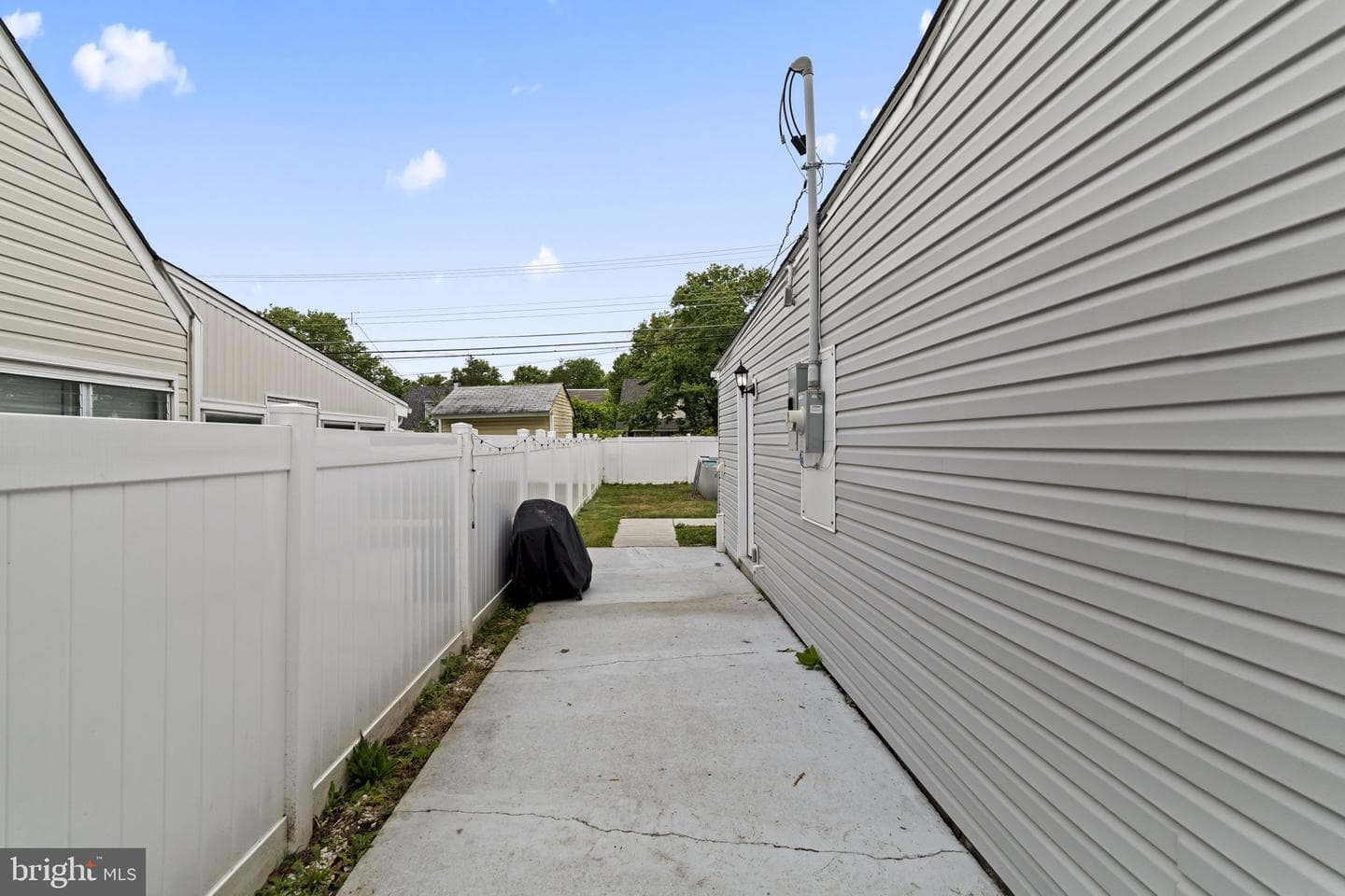 193 Kenwood Drive S #S photo 37