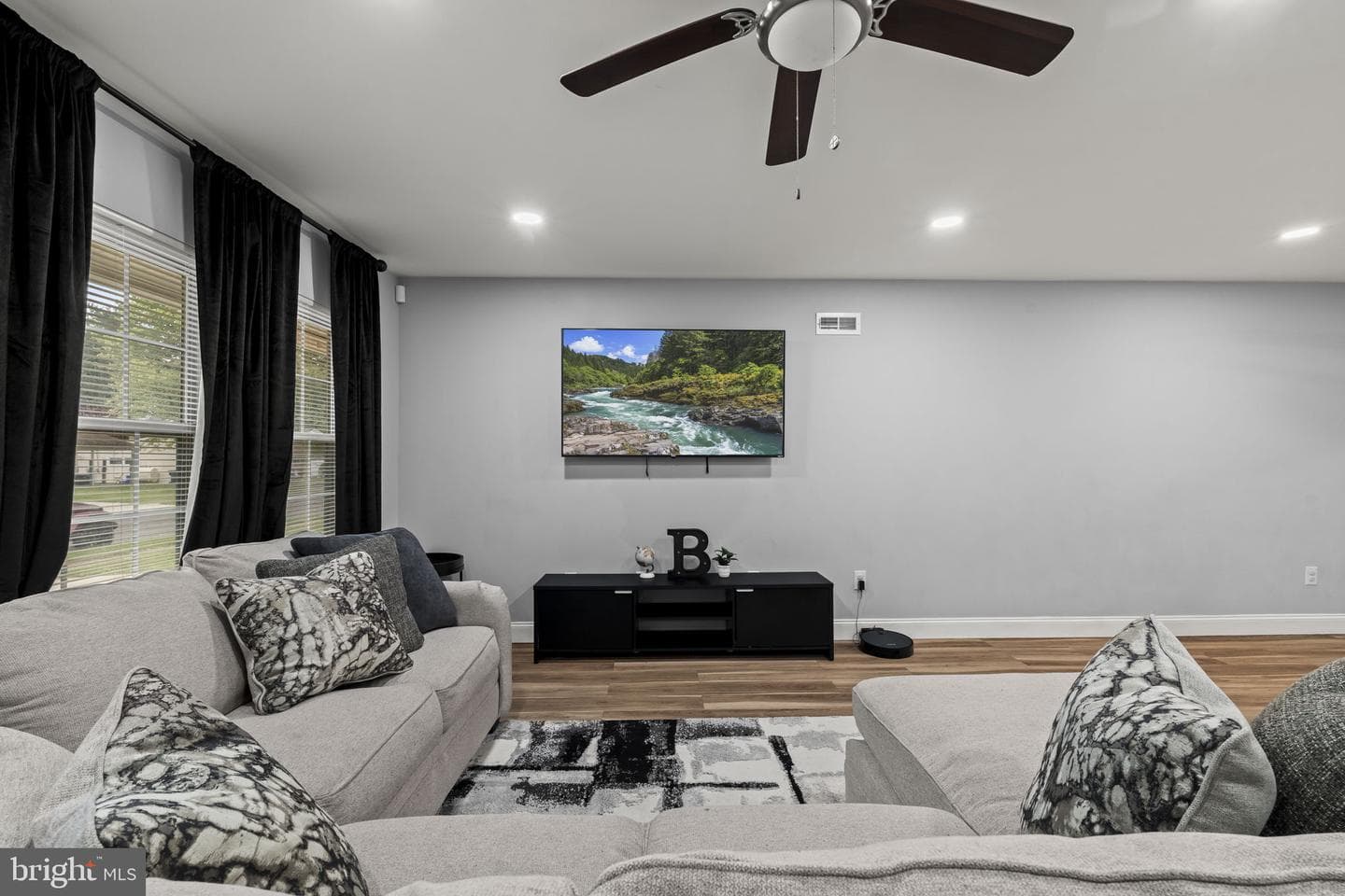 193 Kenwood Drive S #S photo 5