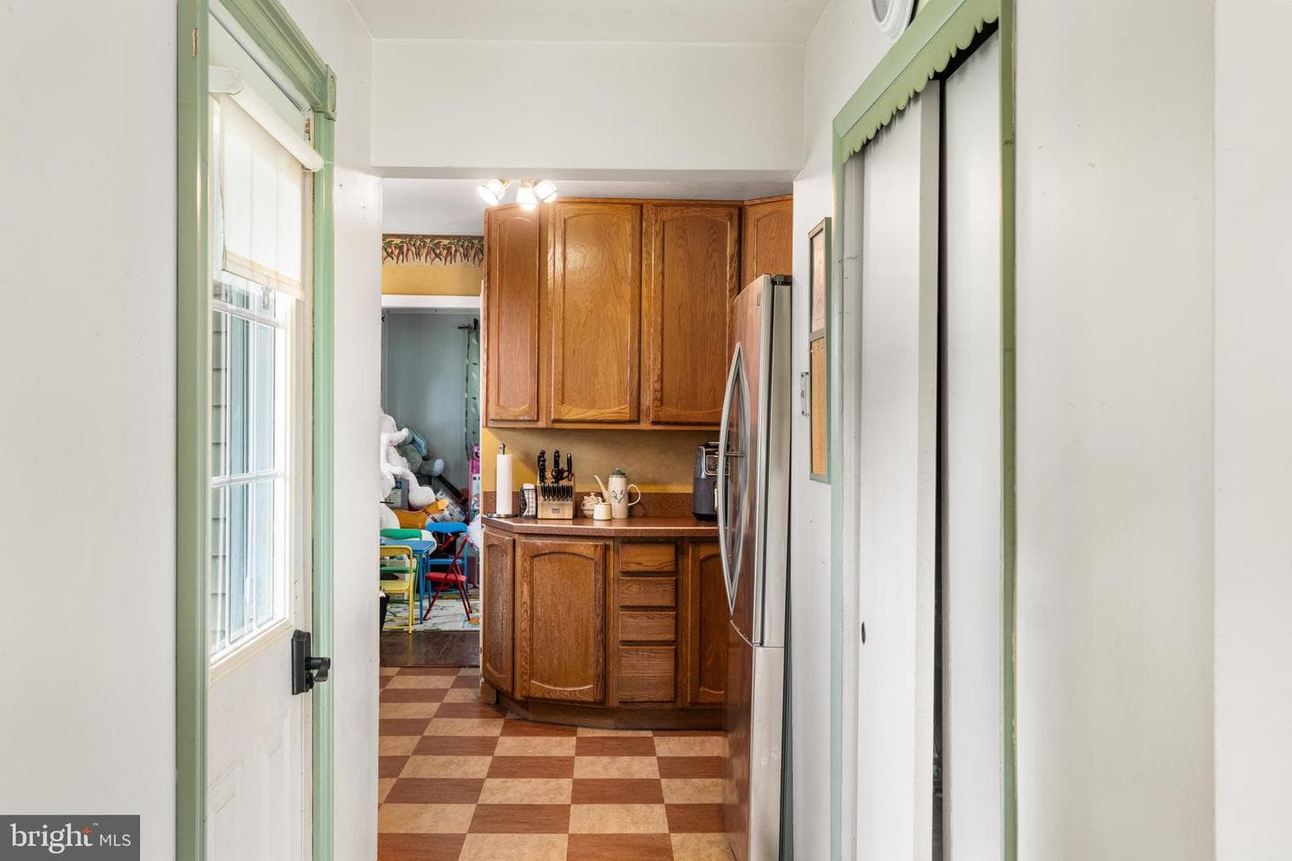 4713 Tremont Avenue photo 12