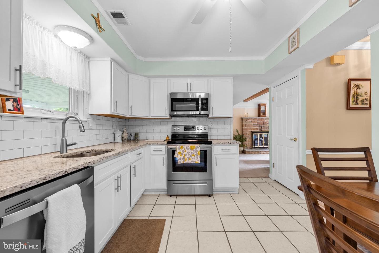 1463 Byberry Road photo 11