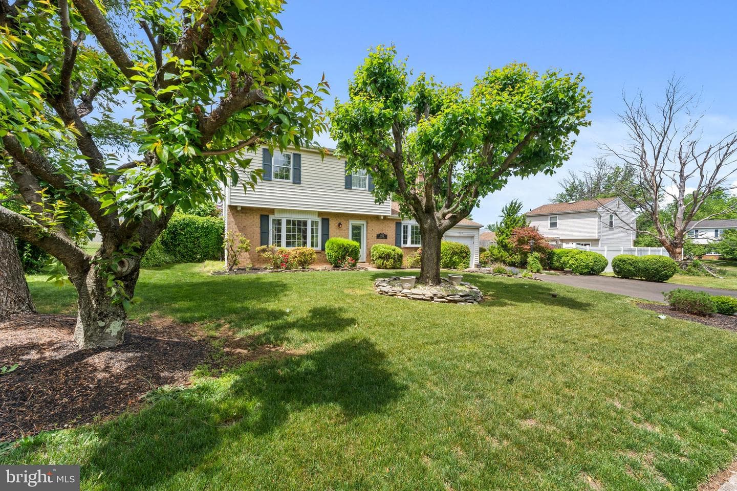 1463 Byberry Road photo 2