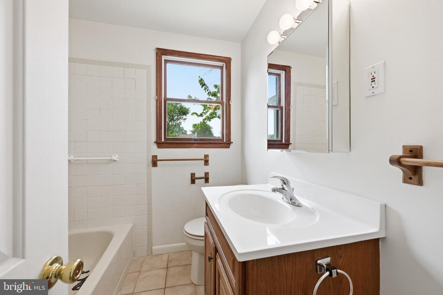 22 Mapleview Drive photo 12