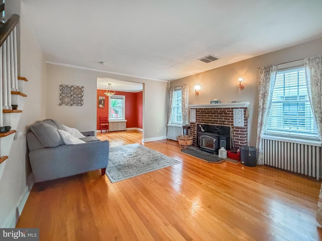 309 Harper Avenue photo 4