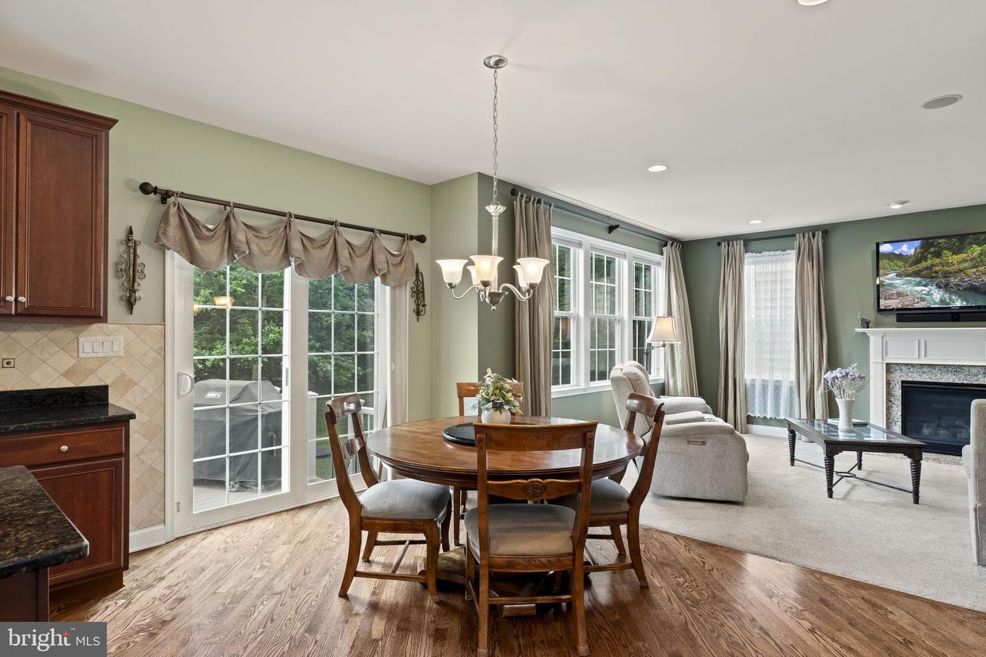 102 Overholt Drive photo 19