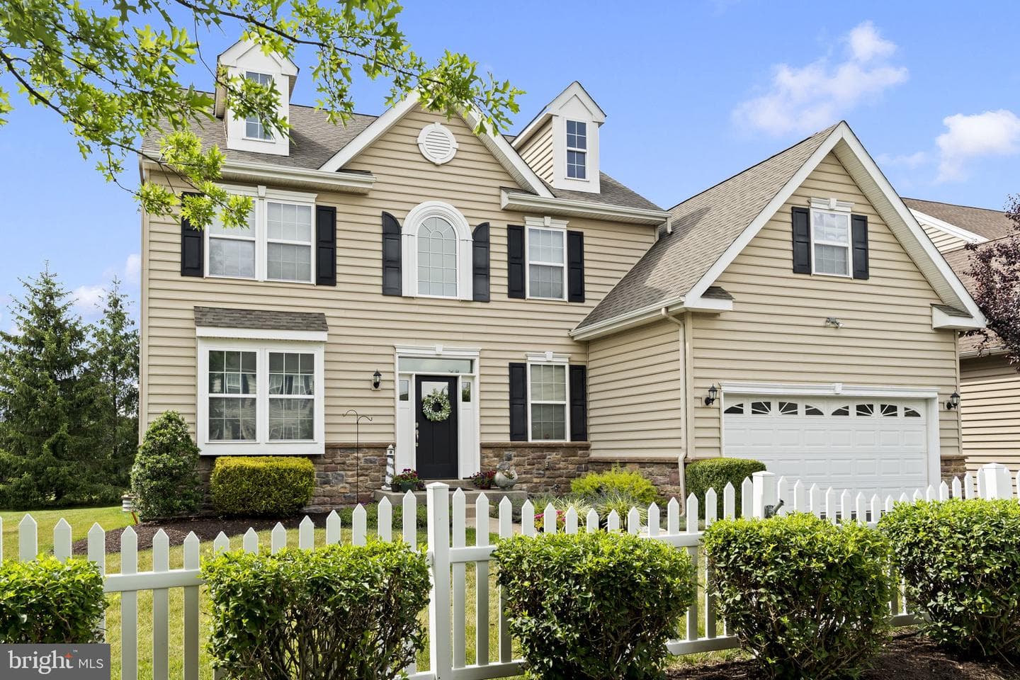 102 Overholt Drive photo 7