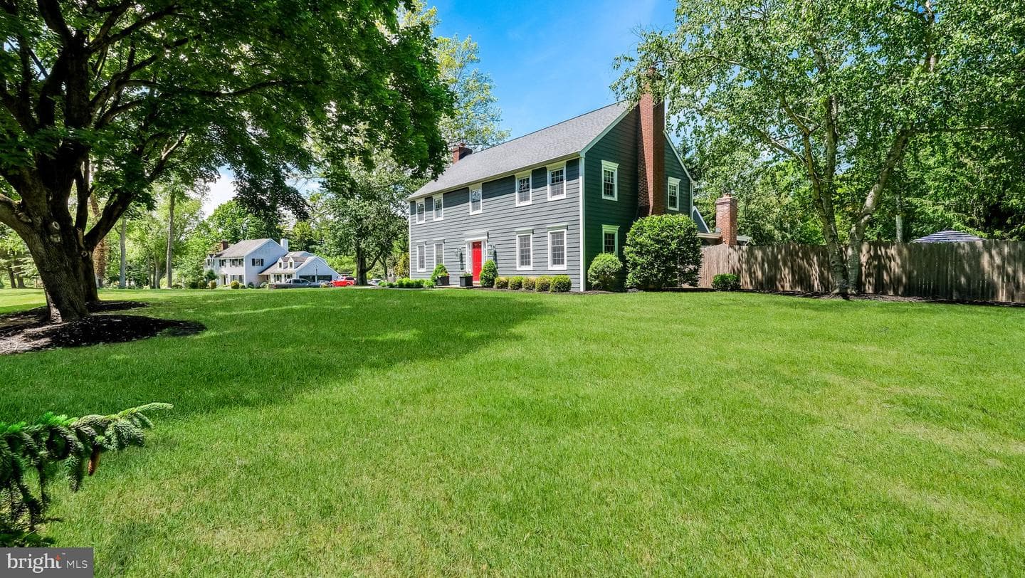 10 Fairfield Lane photo 9