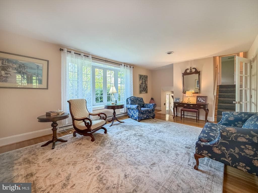 61 Cloverly Drive photo 5