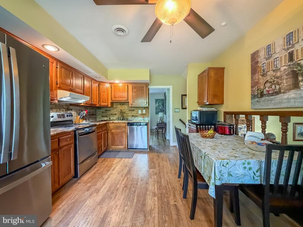 61 Cloverly Drive photo 8