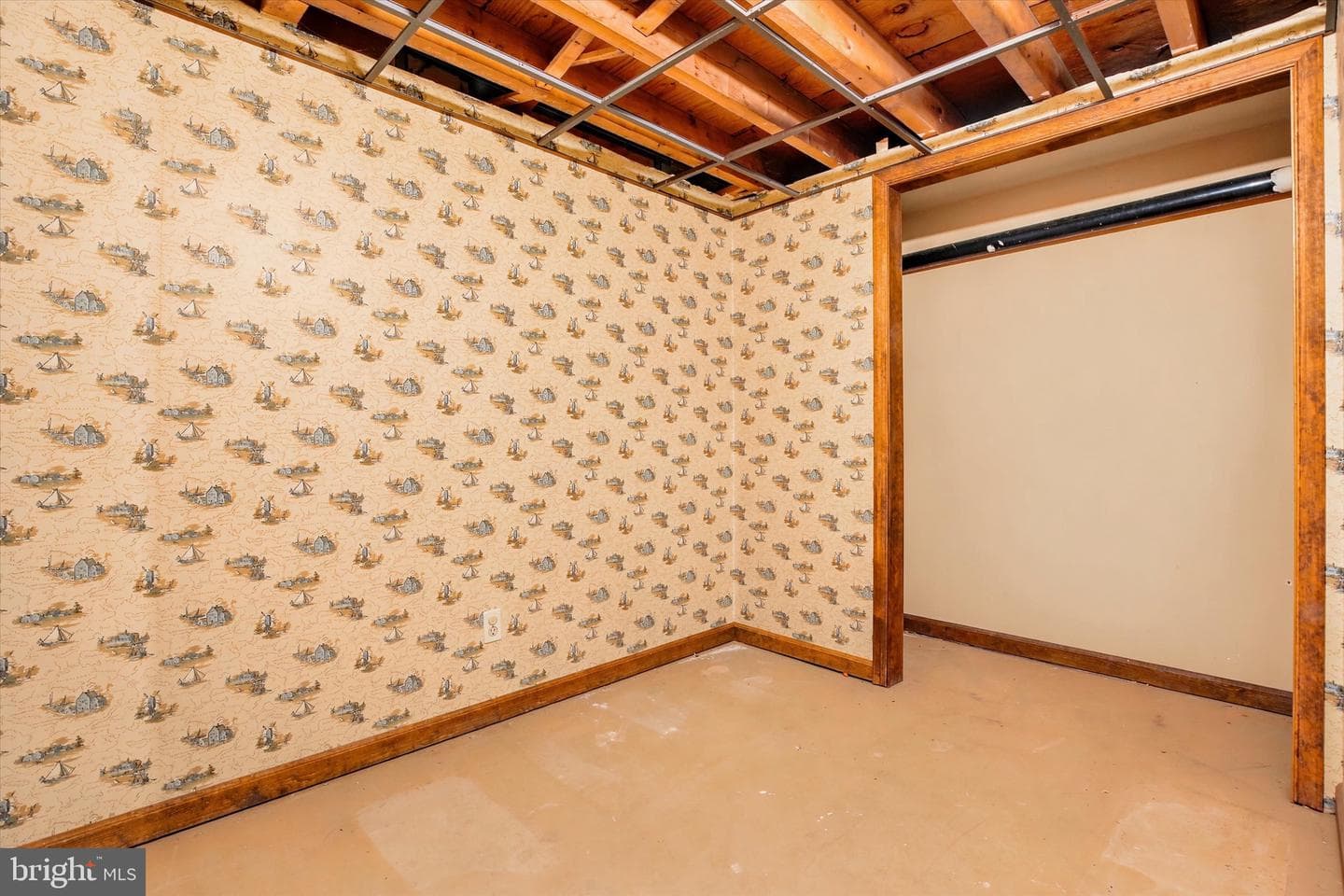 15 Brookdale Drive photo 42