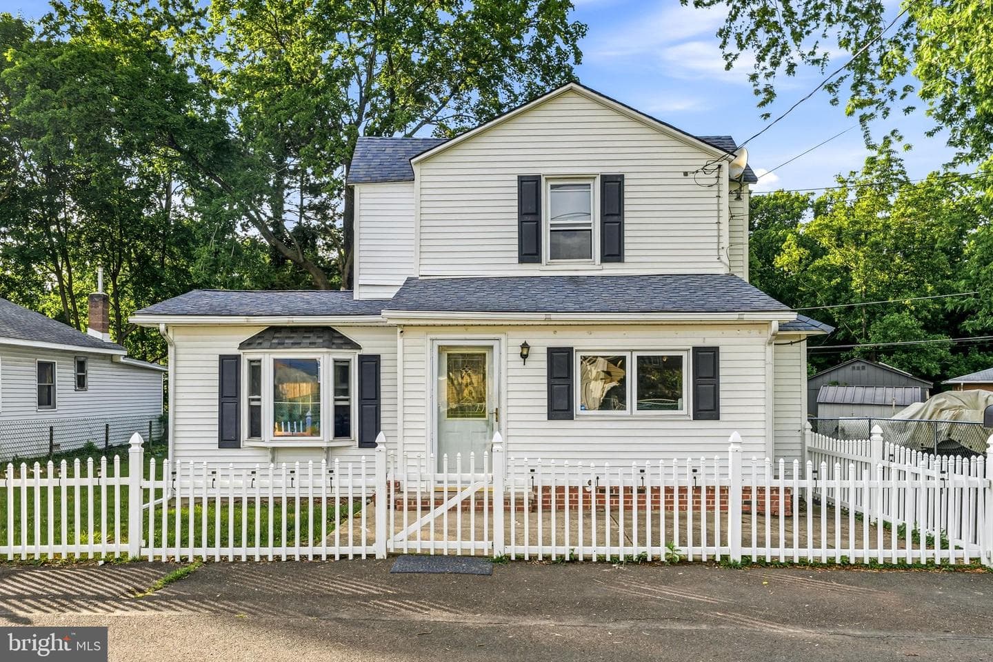 1938 Parkview Avenue, Bristol