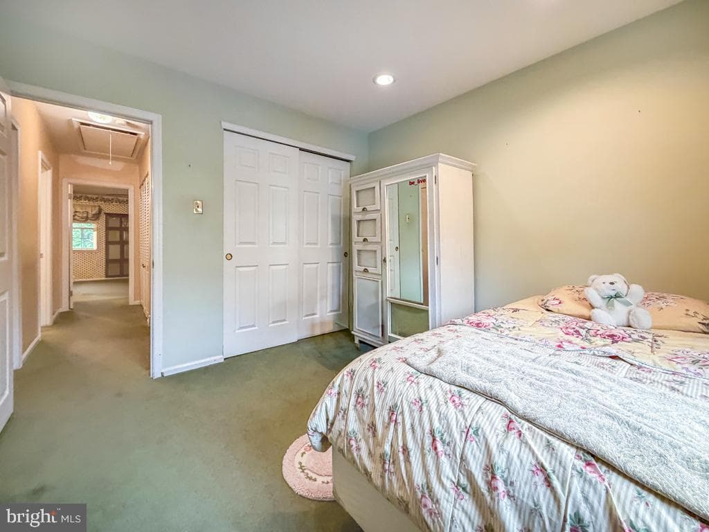 52 Woodbridge Court N photo 28