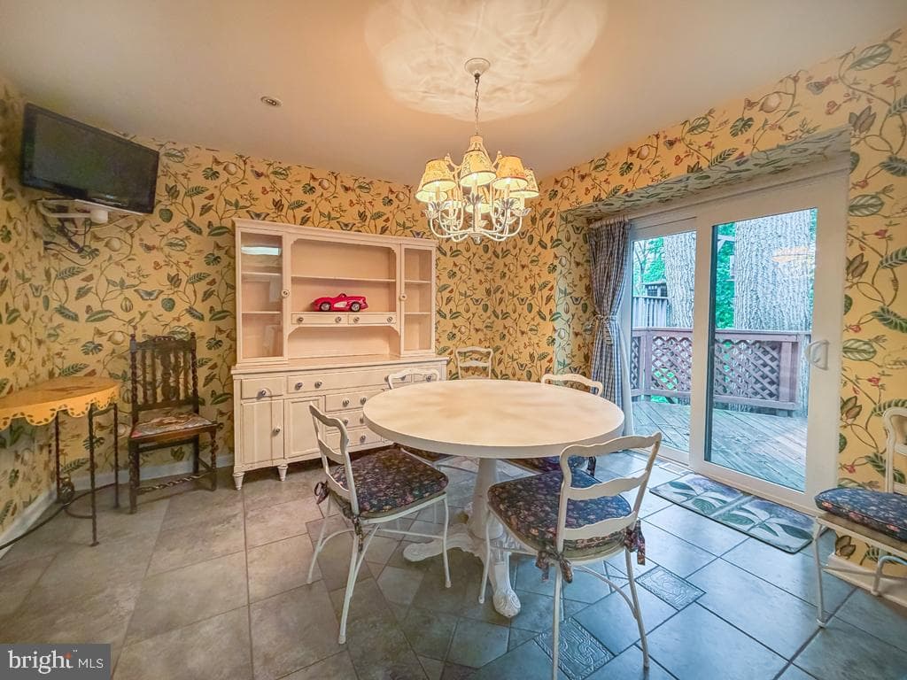 52 Woodbridge Court N photo 7