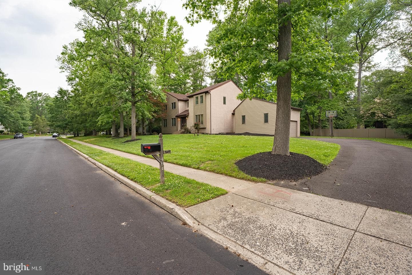 491 Kings Road photo 5