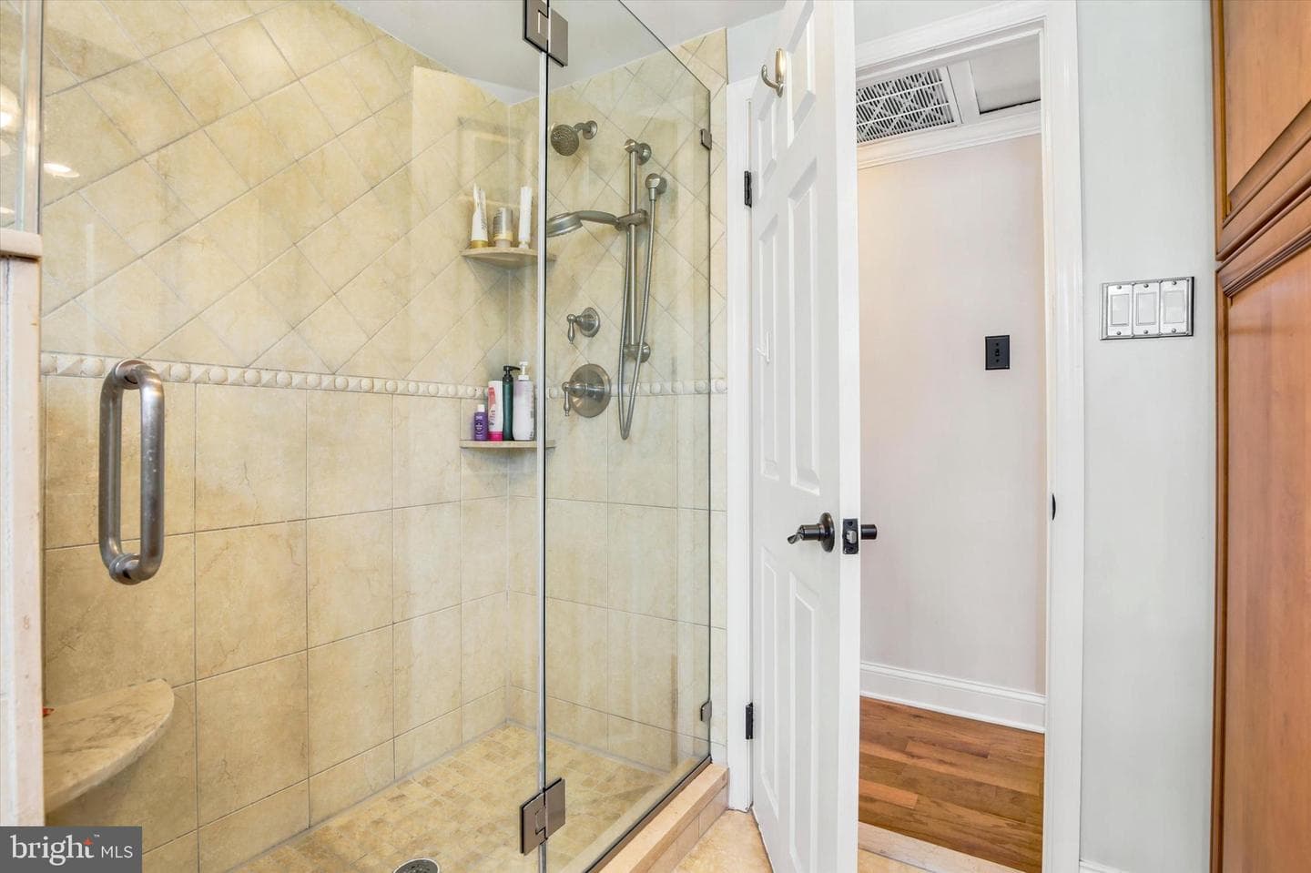 801 Valley Road photo 10