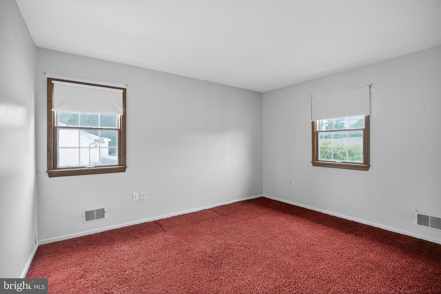 95 Taylor Drive photo 22
