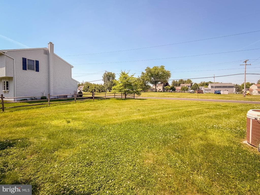 75 Dawson Road photo 41