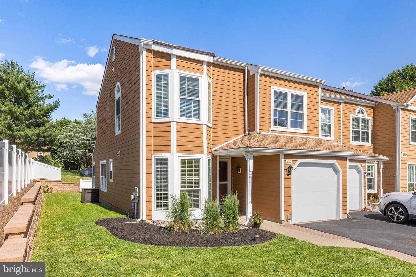 255 Rumford Court photo 2