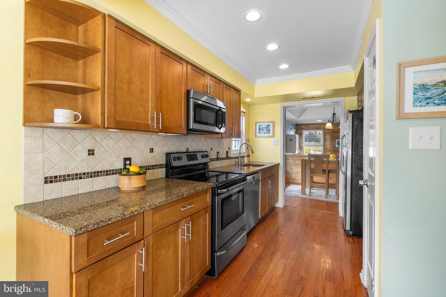 255 Rumford Court photo 9