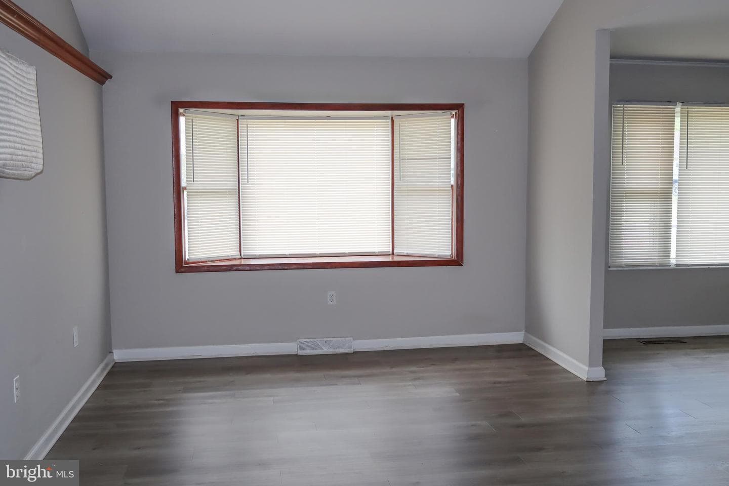 229 Suffolk Road photo 15
