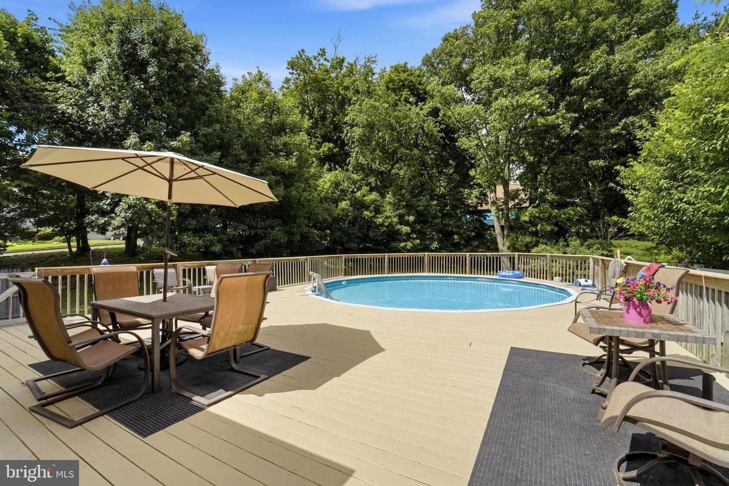 902 Carlin Drive photo 29
