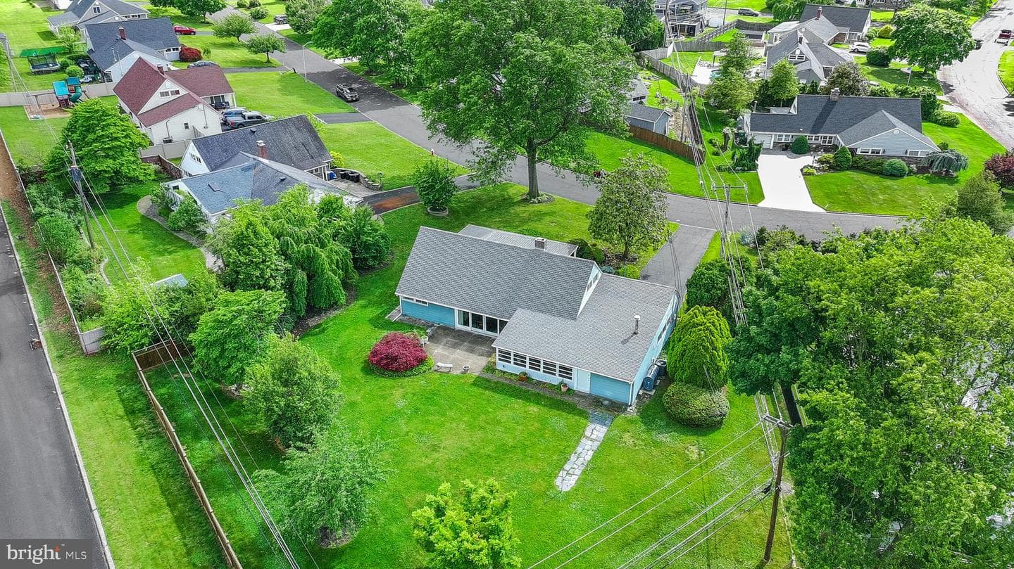 78 Red Berry Road photo 39