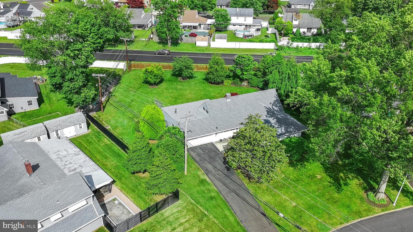 78 Red Berry Road photo 44