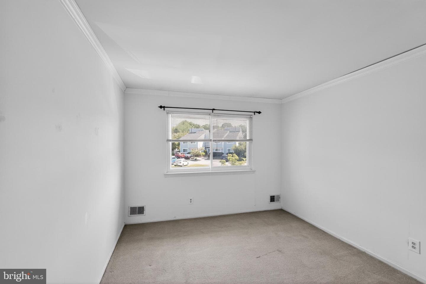 163 Hillcroft Way photo 19